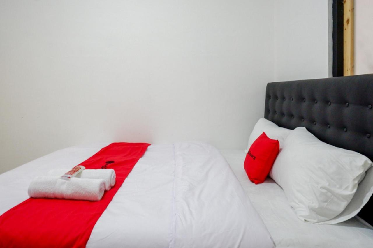 Reddoorz @ Demangan Sari Residence Pakualaman Luaran gambar