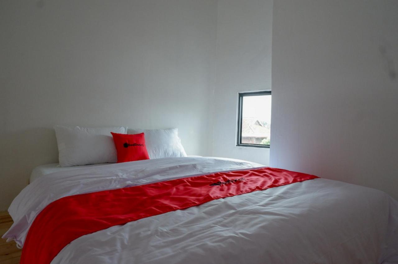 Reddoorz @ Demangan Sari Residence Pakualaman Luaran gambar